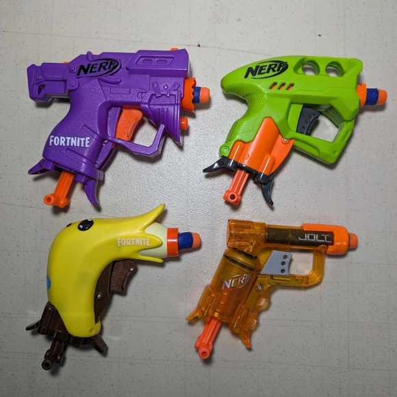 Mini Nerf Guns - Picture 1 of 5